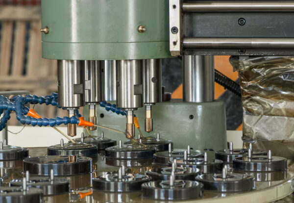 Automatic Injection Moulding